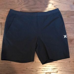 Hurley short